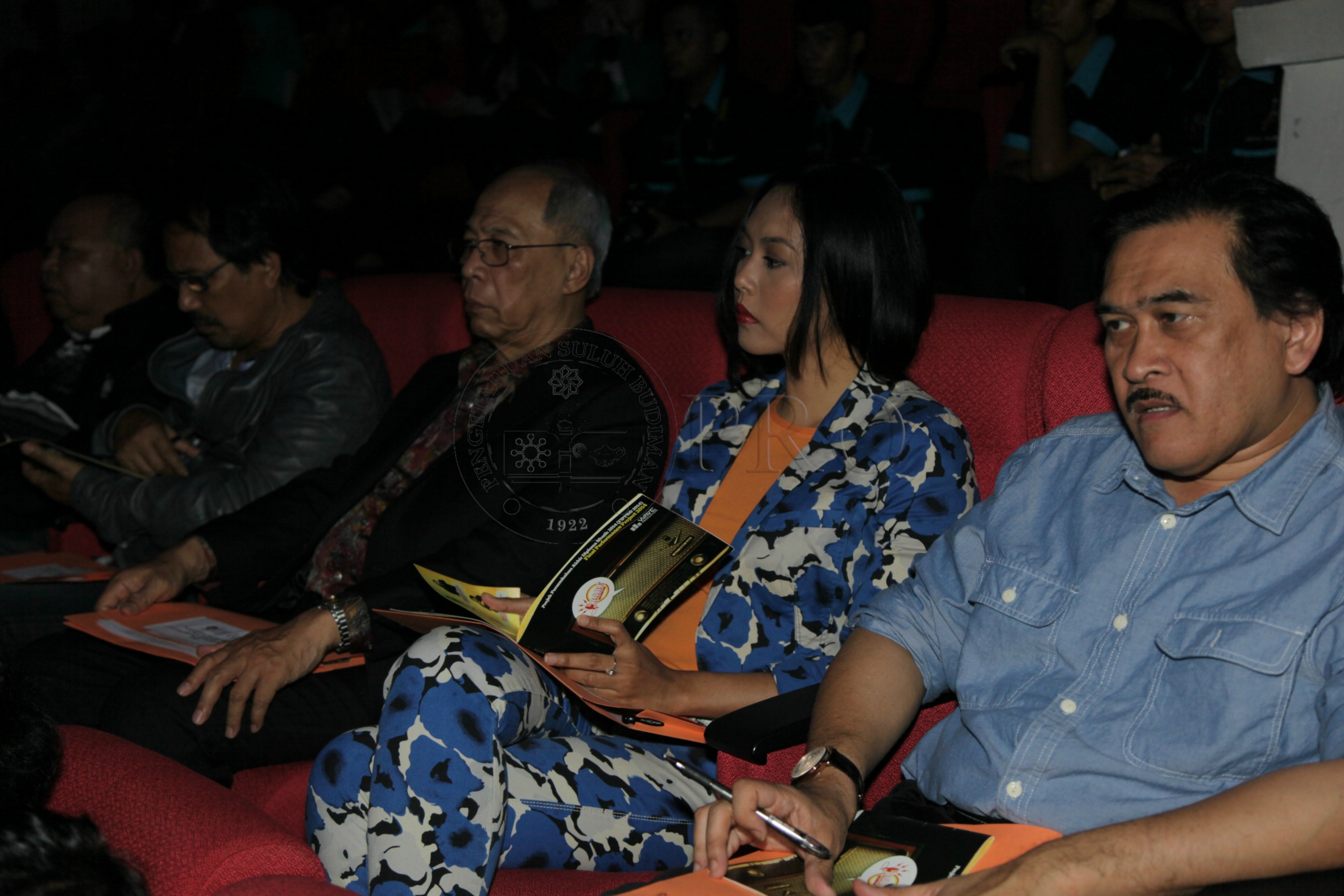 PRO 14 29 RARE IMG 0538